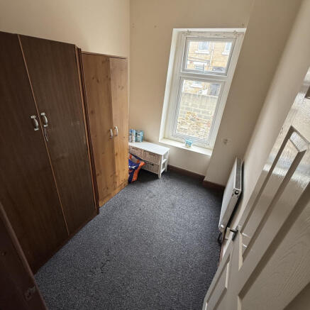 3 bed Terraced to rent Image 6
