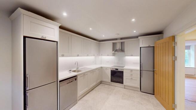 3 bed House to rent Image 5