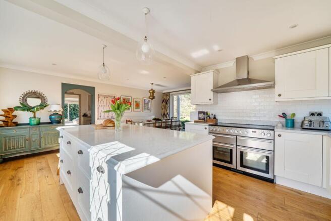 Kitchen / Breakfast Room