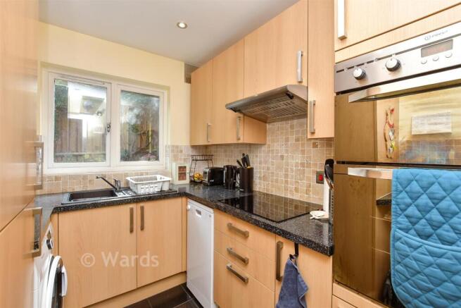 Rocfort Road, Snodland, Kent photo 4