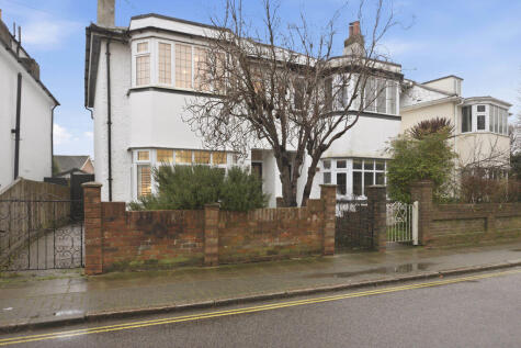 Queens Crescent, Southsea