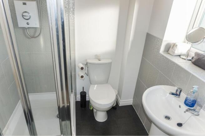 Master En-suite