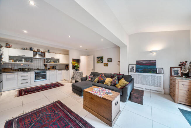 Living Room/Kitchen