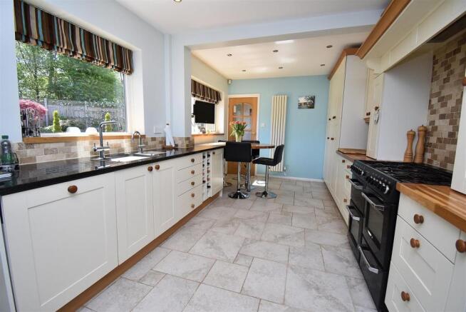 BREAKFAST KITCHEN.jpg