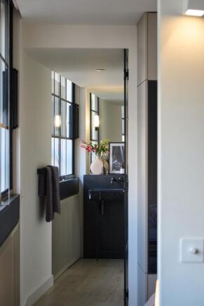1bed room