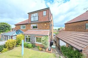 8, Westmoor Rise, Bramley, Leeds LS13 3DB