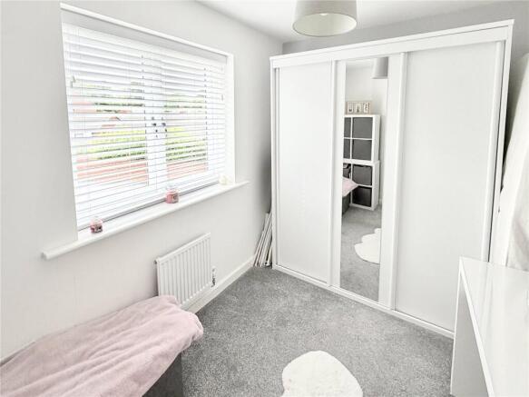 3 bed House for sale Image 12