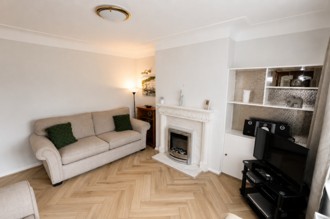 Lincoln Avenue, Lowton, Warrington, WA3 2EU photo 4