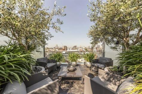 Empire Square West, Borough