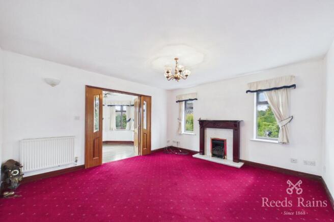 4 bed Detached for sale Image 4