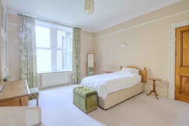 1 bed Apartment for sale Image 7