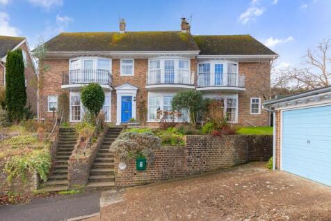 Segrave Close, Lewes, BN7