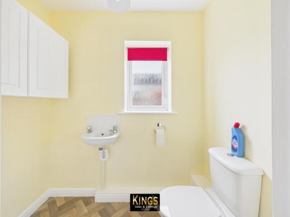 2 bed Semi-Detached for sale Image 5