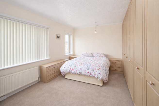3 bed Terraced for sale Image 7