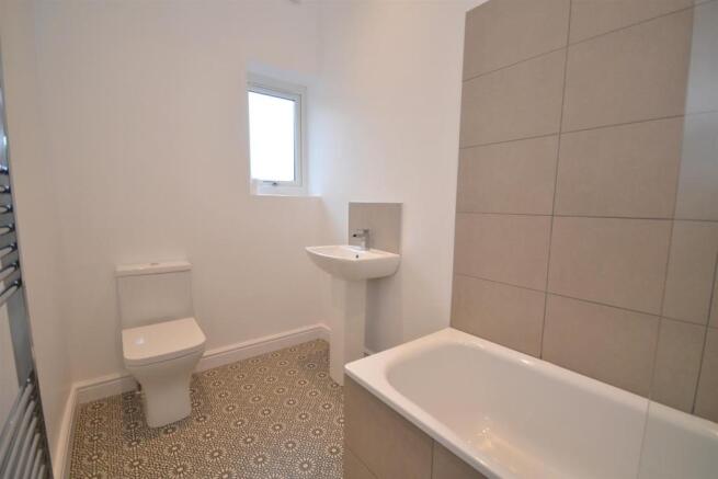 bath1.JPG