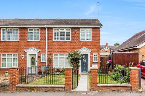 NN10, Whitehouse Court, Rushden