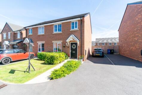 High Grove Park, Ormskirk, Lancashire, L40