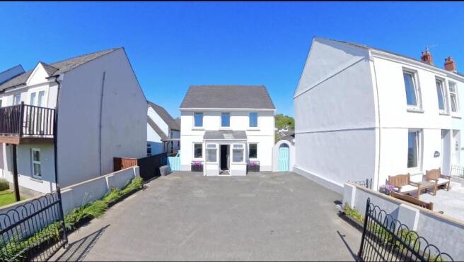 Ty¿r Haf, Llansteffan