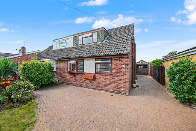 3-bed semi-detached on Beswick Gardens, Rugby, £325,000