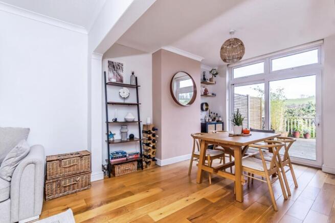 Newstead Rise, Caterham, Surrey, CR3 photo 4