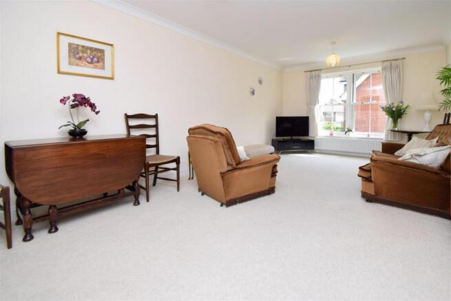 Living/Dining Room 