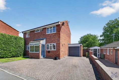 Sycamore Avenue, Evesham, Worcestershire, WR11