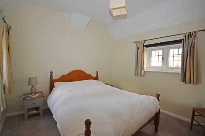 Meadow Cottage, bed 3.jpg