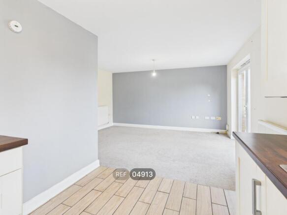 2 bed Apartment to rent Image 7