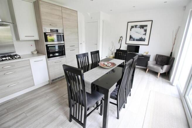 3 bed Detached for sale Image 6