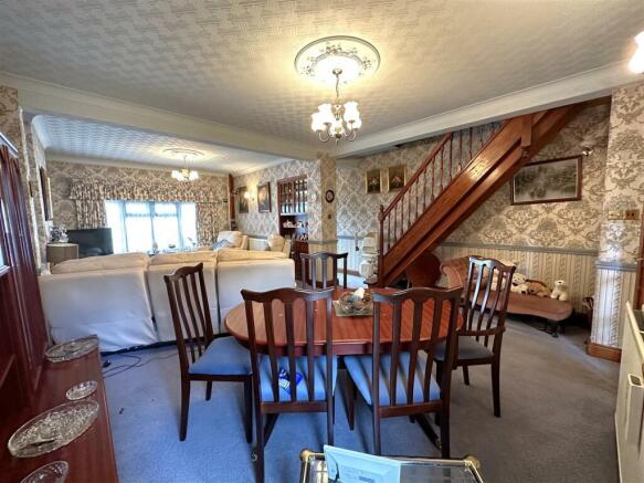 Open-Plan Living Room 787
