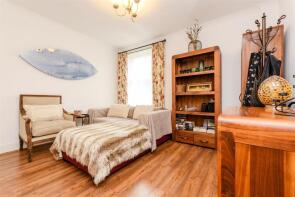 22, Melbourne Road, Chatham ME4 5PD