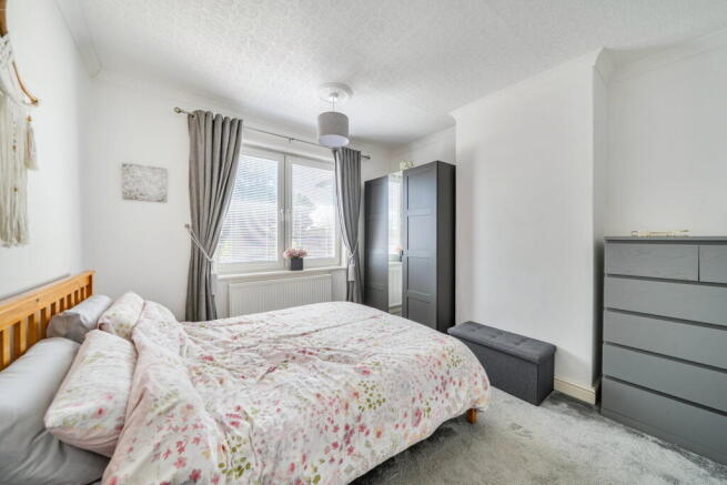 3 bed Semi-Detached for sale Image 9