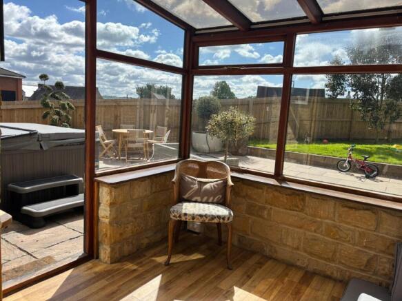 3 bed Detached for sale Image 6