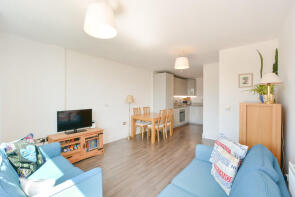 Flat 33, 7 17 Leeward Court, Yeoman Street, London SE8 5DT