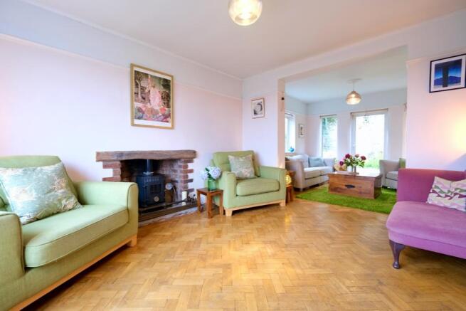 25ft Sitting room