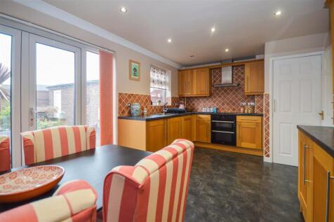 Dulverton Close, Pontefract