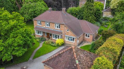 Cley Hall Drive, Spalding