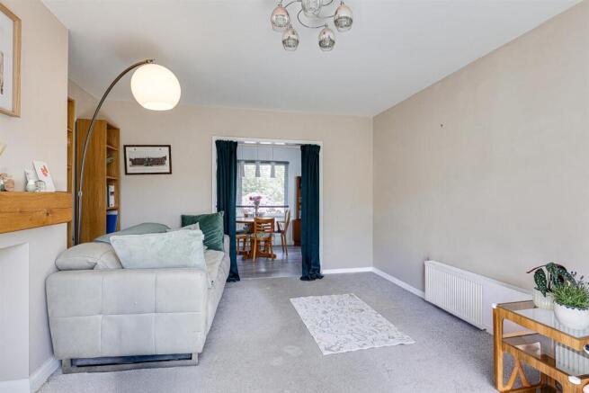 4 bed Detached for sale Image 9