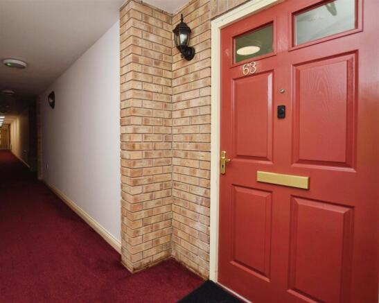 2 bed Apartment for sale Image 6