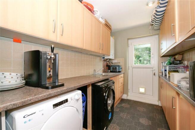 4 bed Semi-Detached for sale Image 5