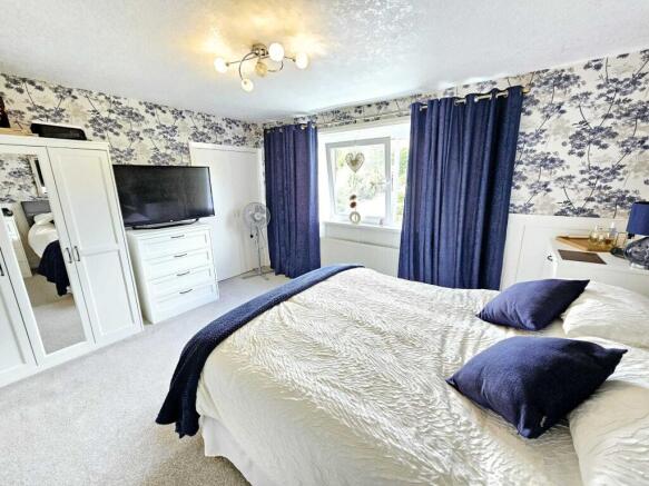 3 bed Detached for sale Image 12