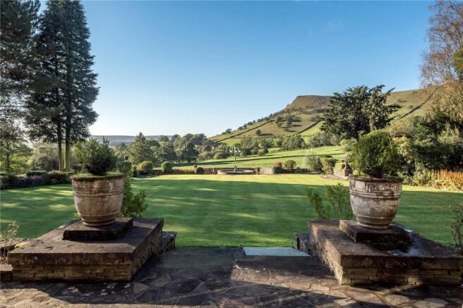 Grounds & View