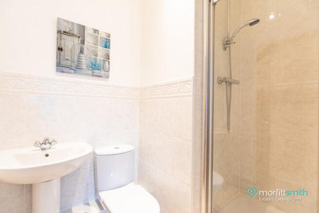 Master Bedroom En...