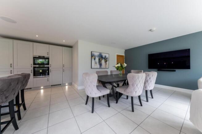 5 Grange Close-012.jpg