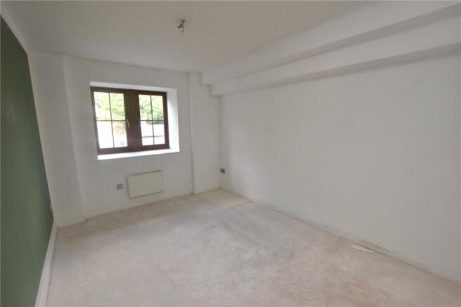 2 bed Apartment for sale Image 7