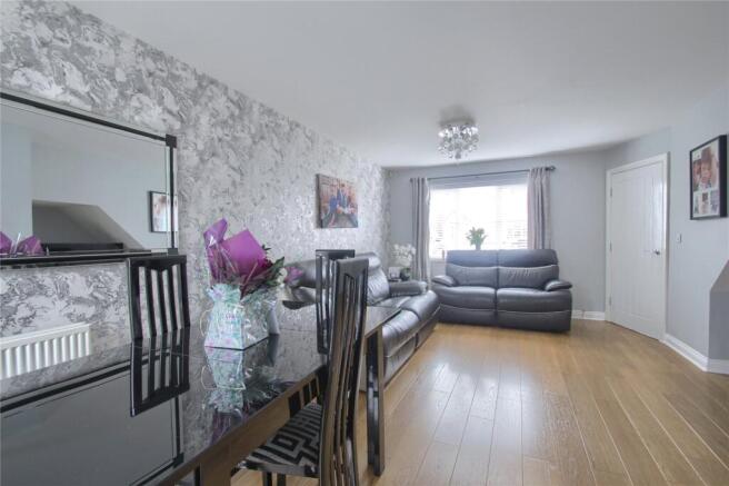 3 bed Terraced for sale Image 4