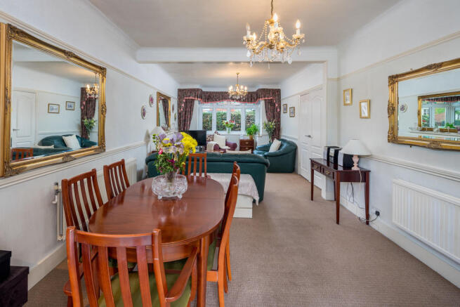 Through Lounge 1