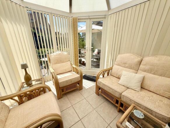 4 bed Detached for sale Image 10
