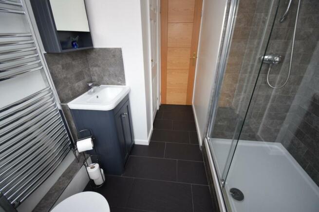 Bathroom.JPG