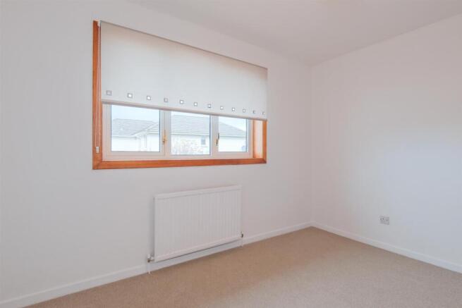 018-5 Mayfield Place, Carluke ML8 4HQ.jpg